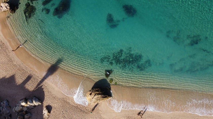 What makes Arenales Golf Zahara de los Atunes special? Discover top course benefits!