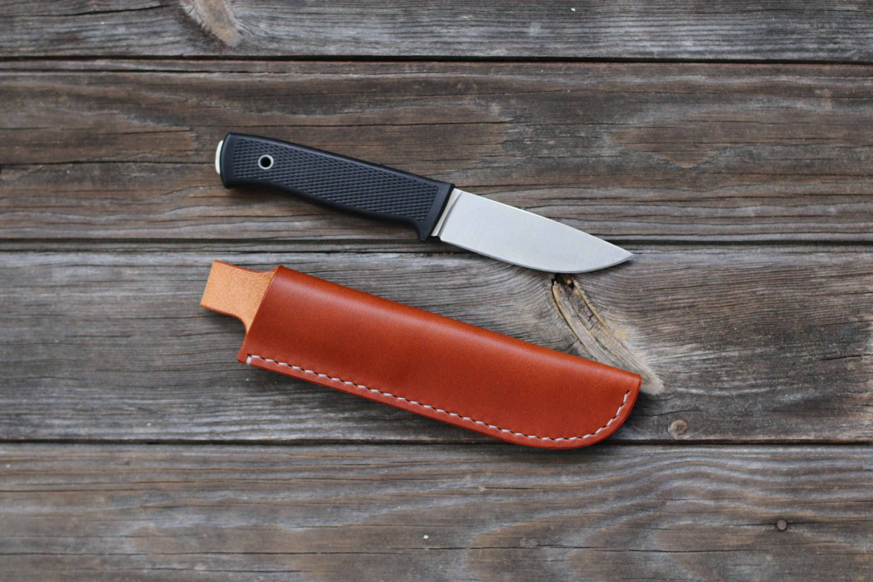 Where to buy Fallkniven F1 Leather Sheath? Find cheap deals online here today!